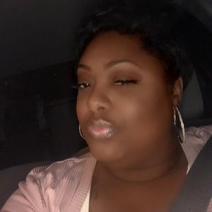 Meet your Posher, Sawnya